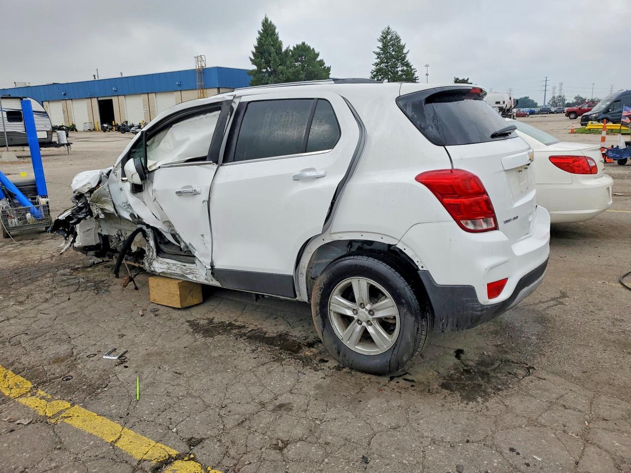 2019 Chevrolet Trax 1Lt - Фото 2
