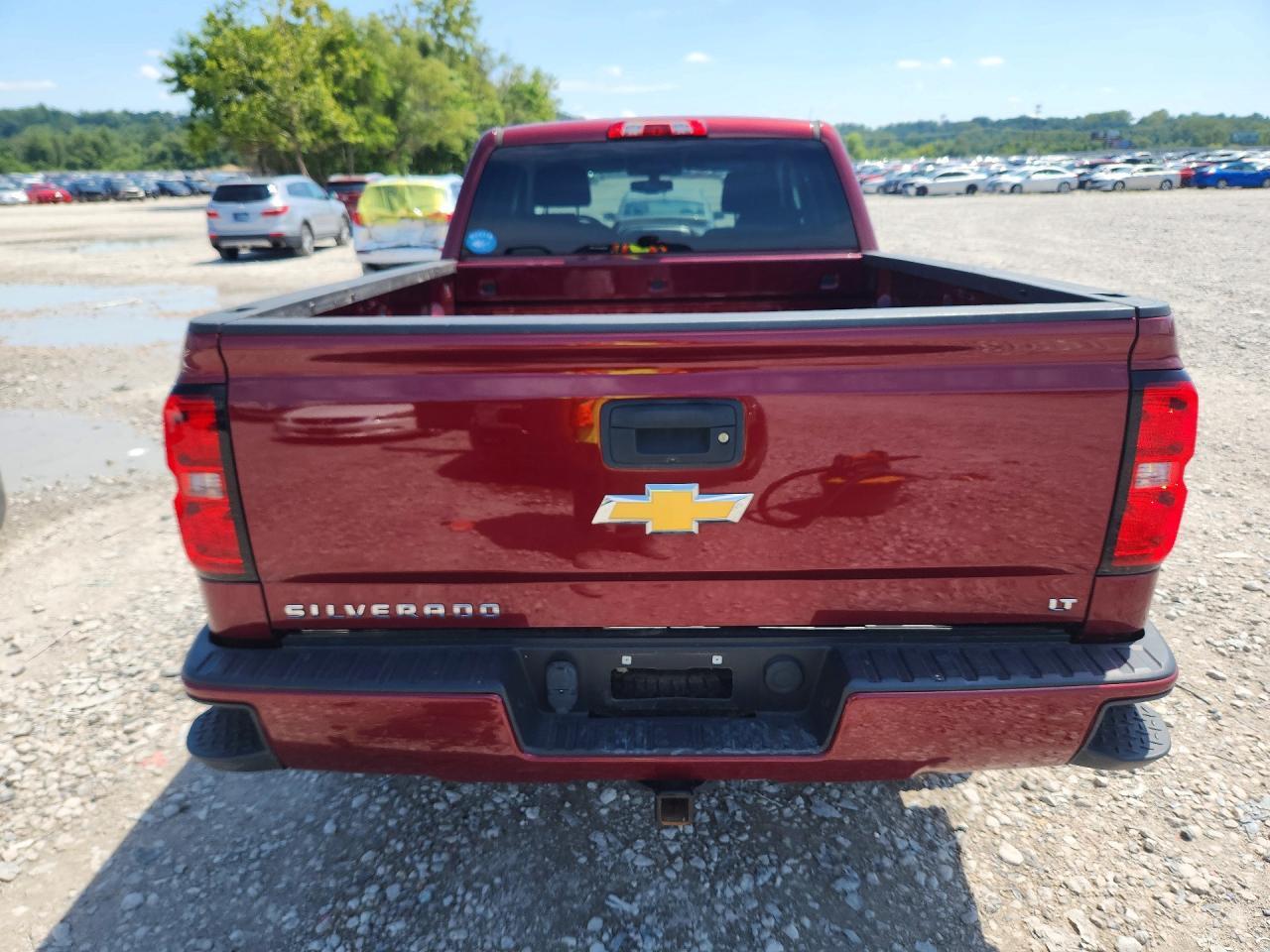 2017 Chevrolet Silverado - Фото 6