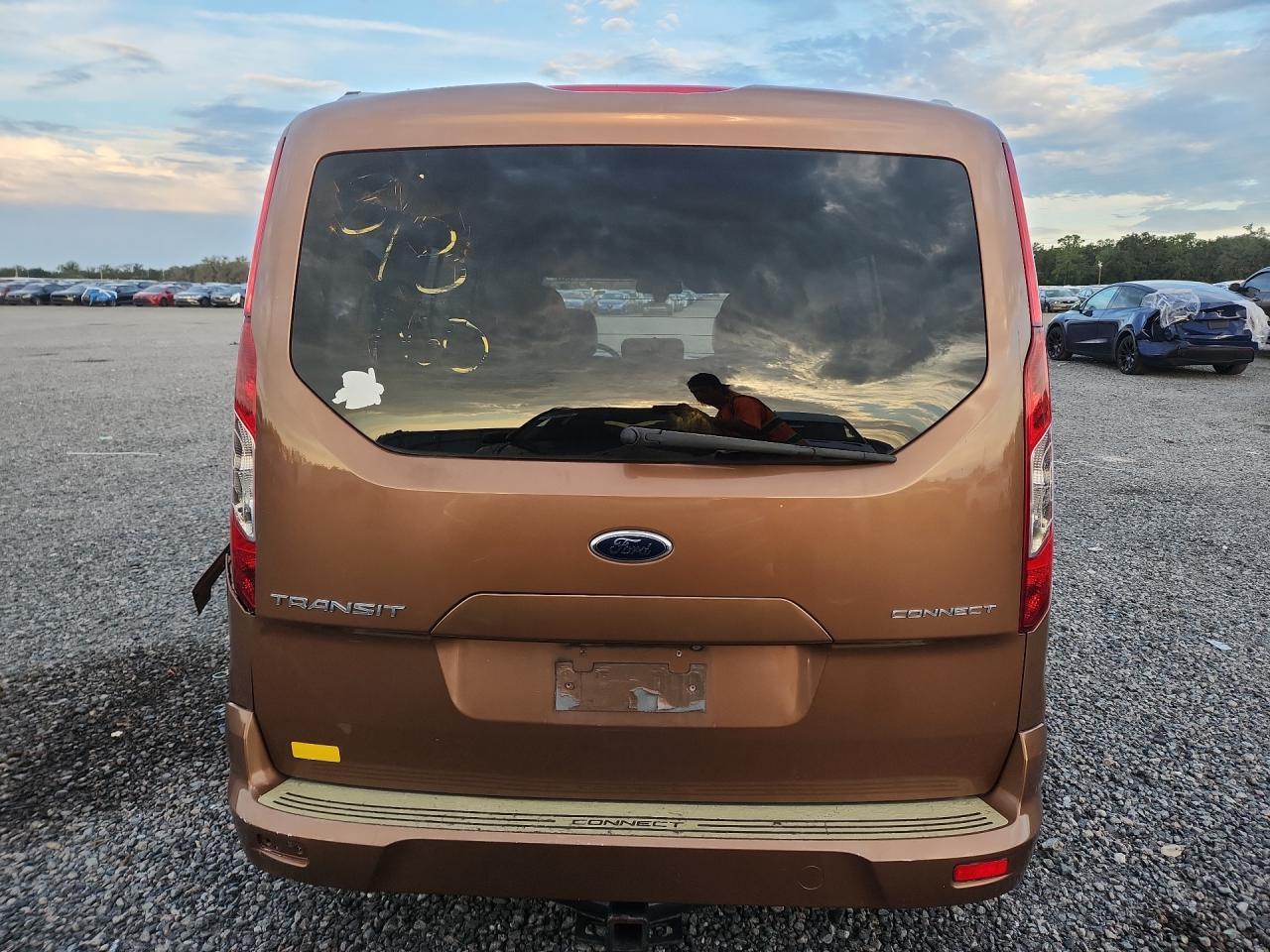 2014 Ford Transit Connect Titanium - Фото 6
