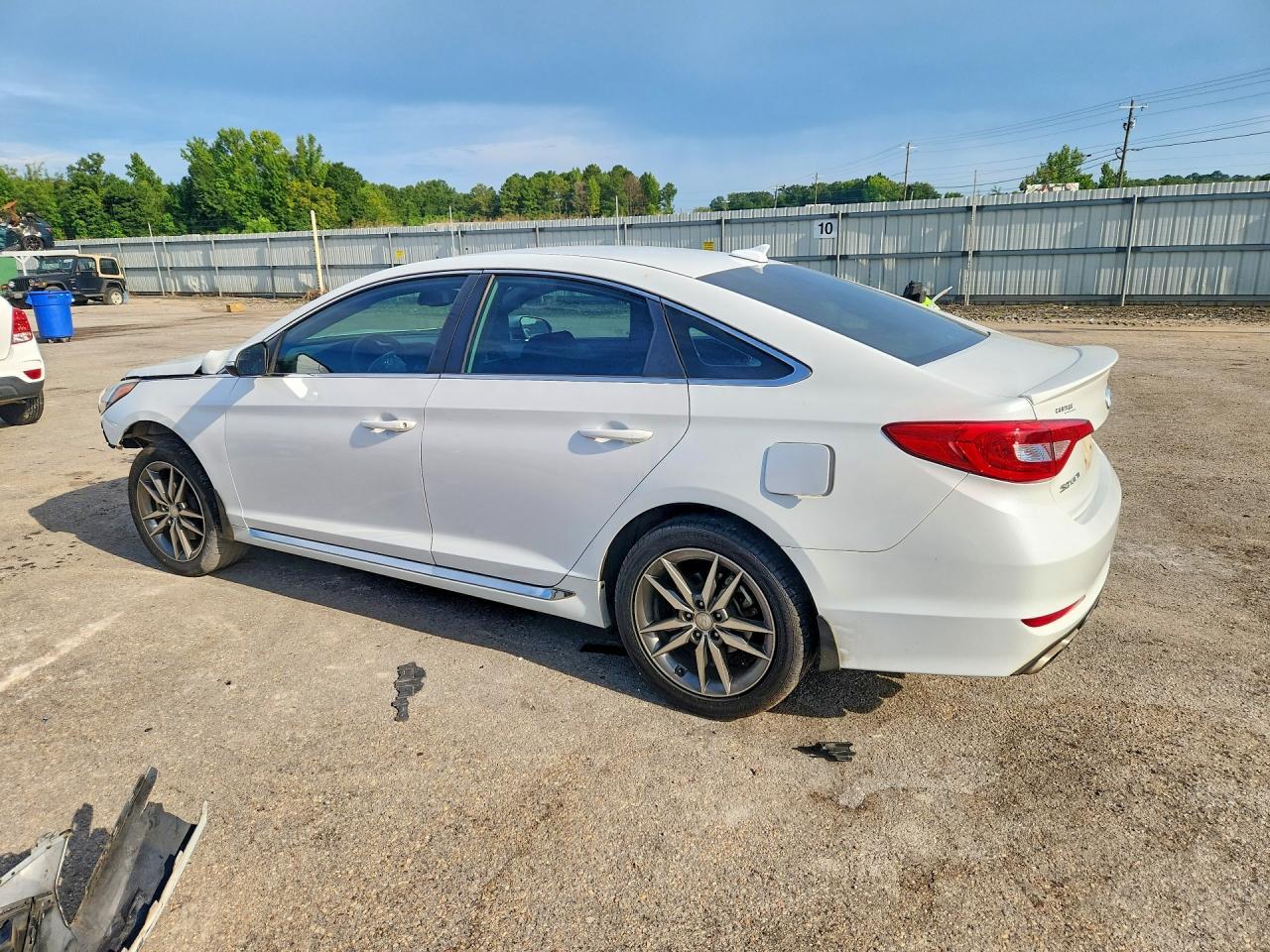 2017 Hyundai Sonata Sport 2.0T - Фото 2