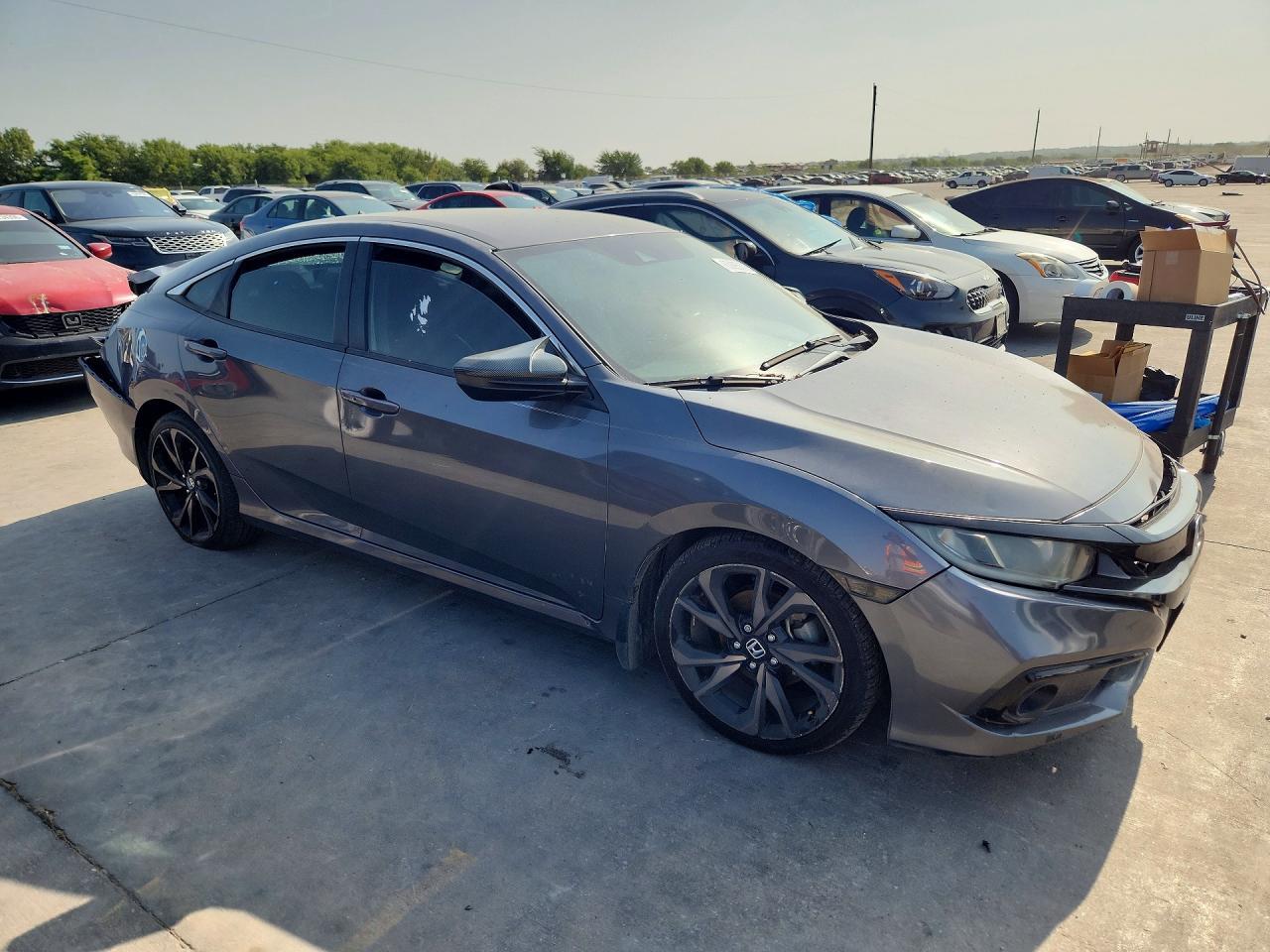 2019 Honda Civic Sport - Image 4