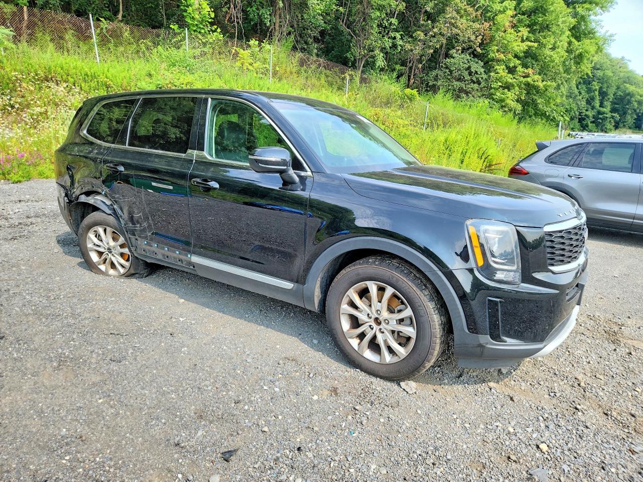 2022 Kia Telluride Lx - Image 4