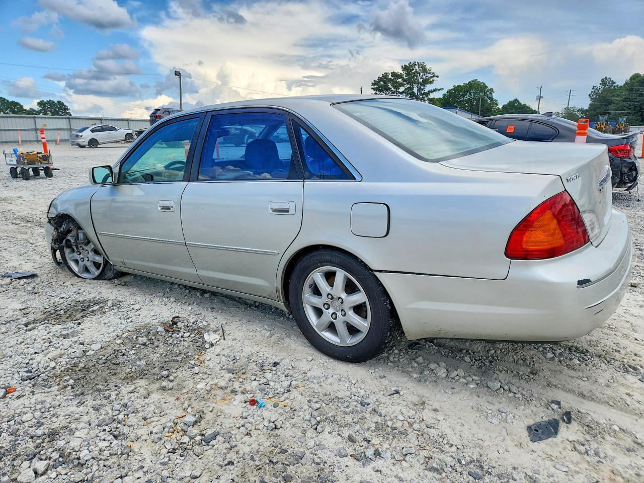2000 Toyota Avalon Xls - Фото 2