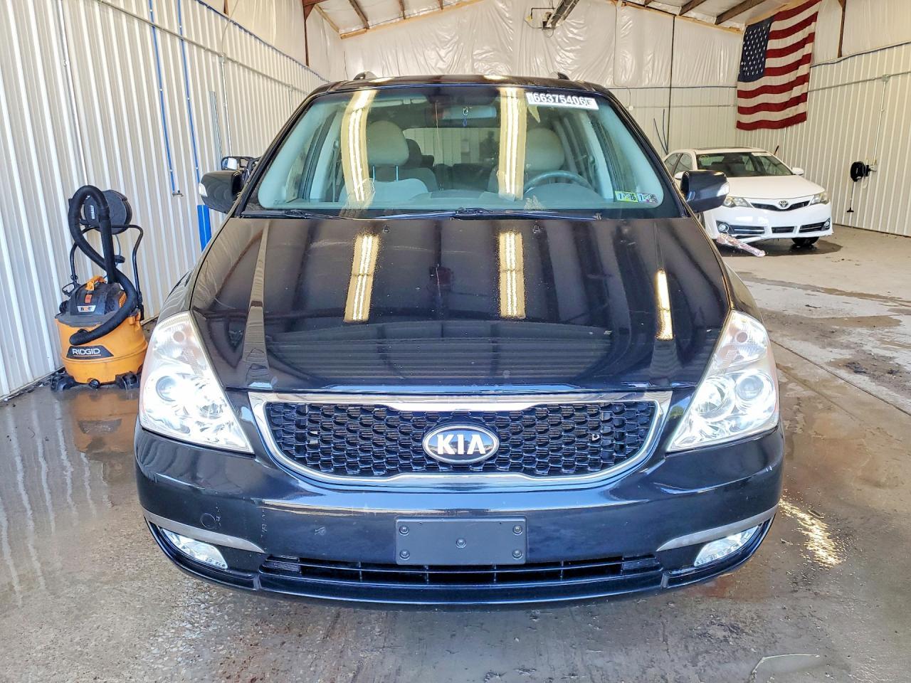 2014 Kia Sedona Lx - Фото 5