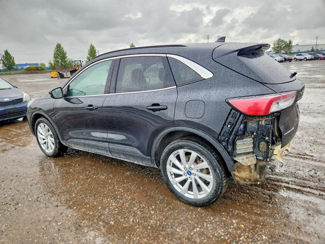 2020 Ford Escape Titanium - Фото 2