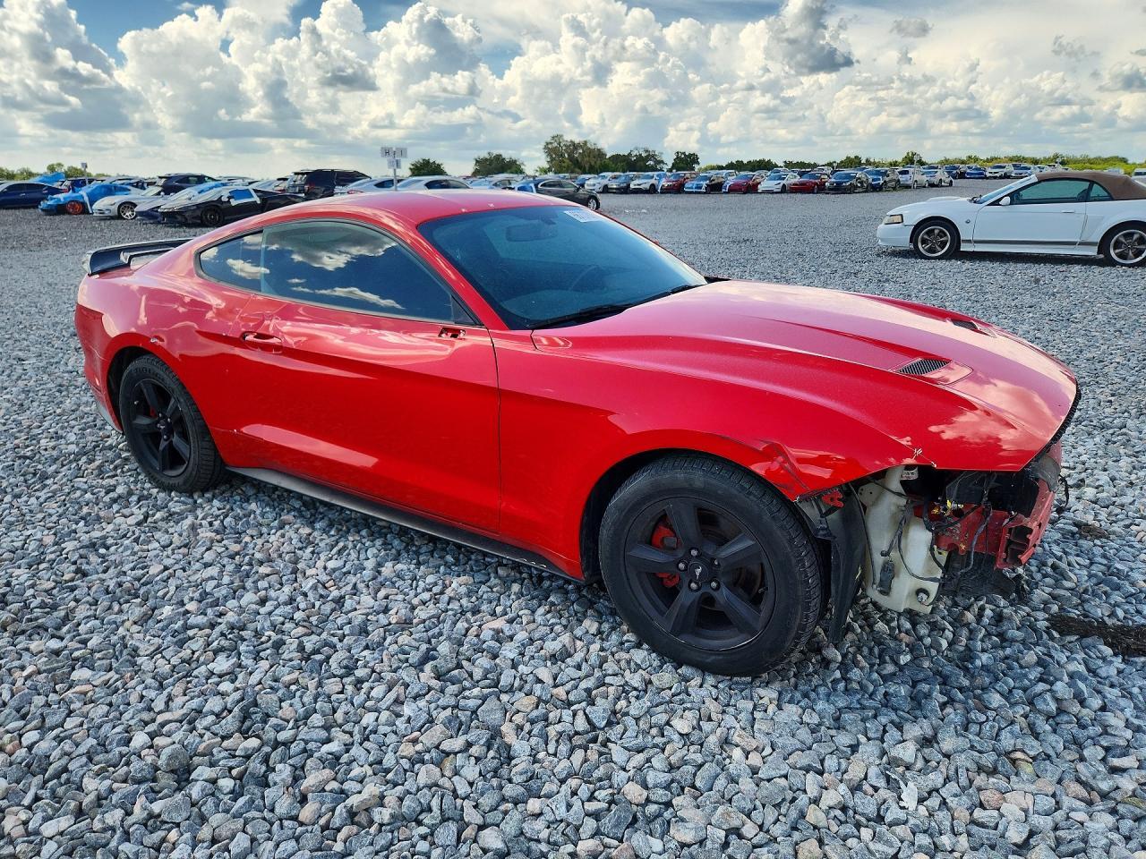 2019 Ford Mustang - Фото 4
