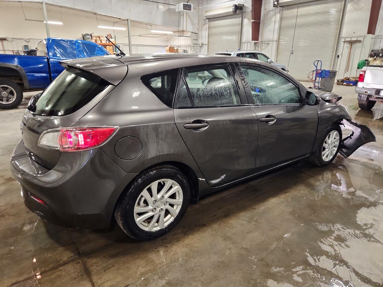 2012 Mazda 3 I - Image 3