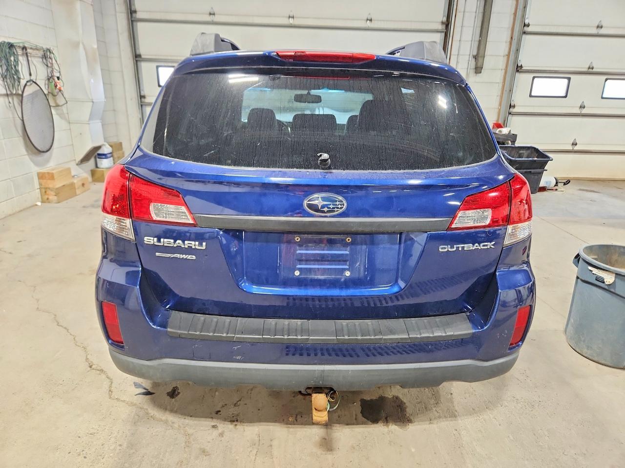 2010 Subaru Outback 2.5I Limited - Фото 6