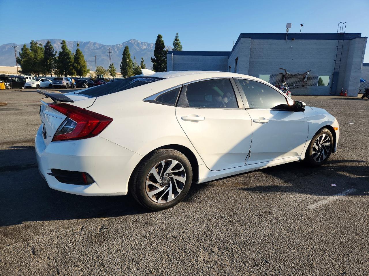 2017 Honda Civic Ex - Фото 3