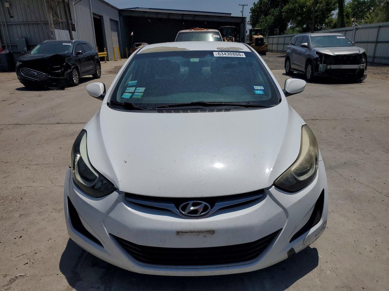 2016 Hyundai Elantra Se - Фото 5