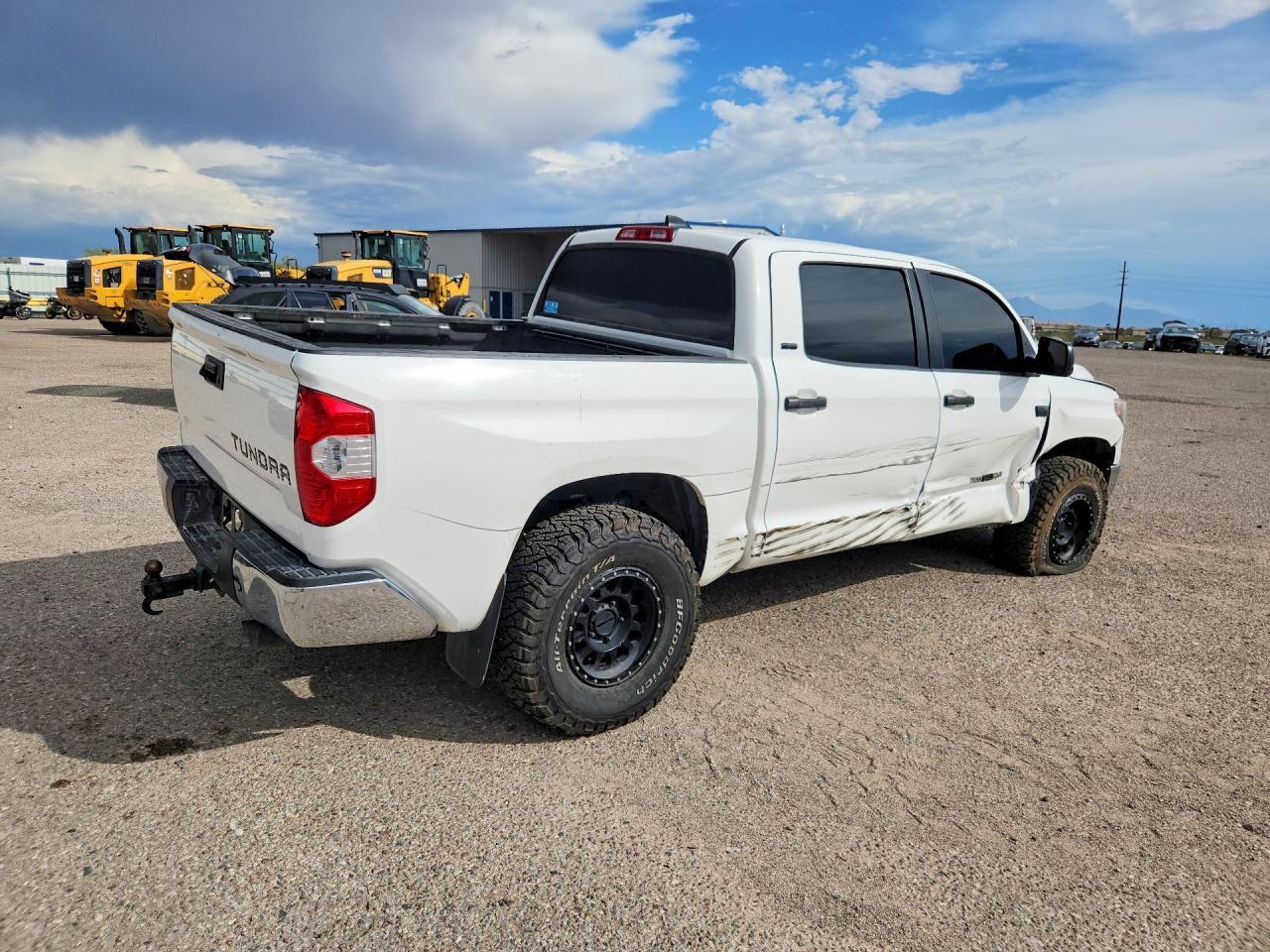 2021 Toyota Tundra Crewmax Sr5 - Фото 3