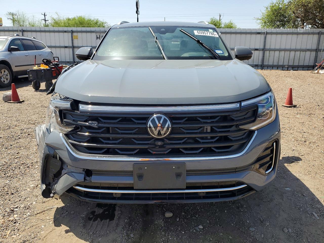 2024 Volkswagen Atlas Cross Sport Sel Premium R-Line - Image 5