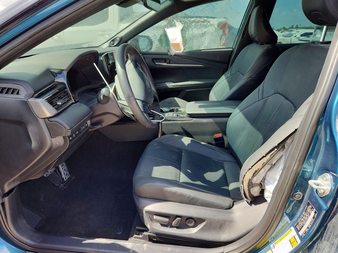 2025 Toyota Camry Xse - Image 7