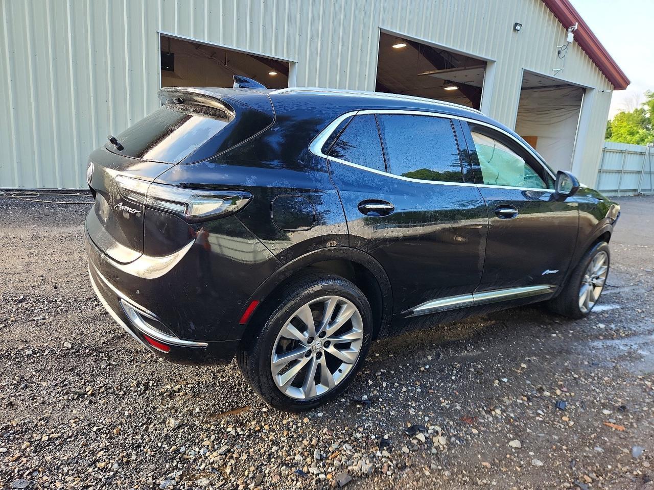 2023 Buick Envision Avenir - Image 3