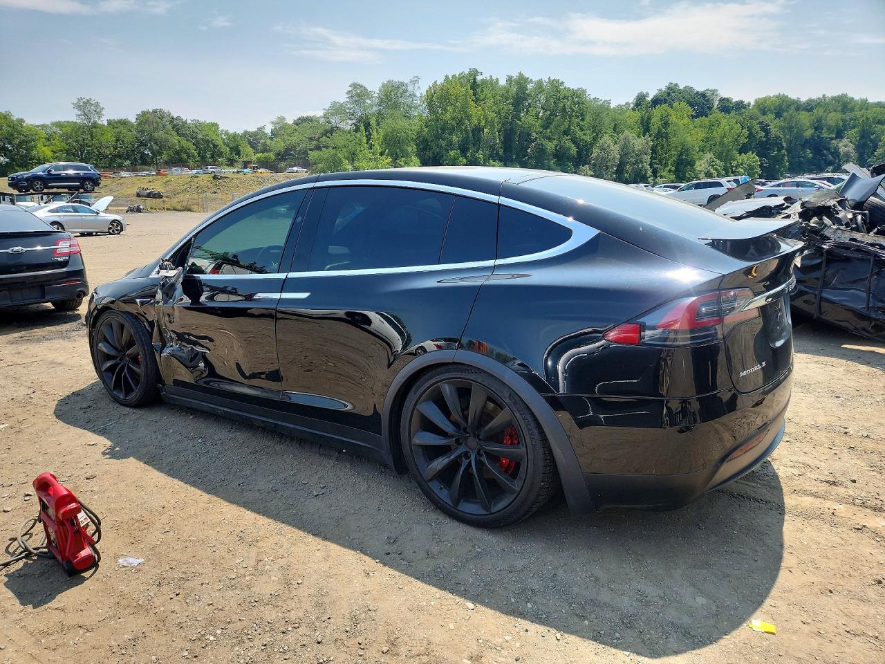 2017 Tesla Model X - Фото 2
