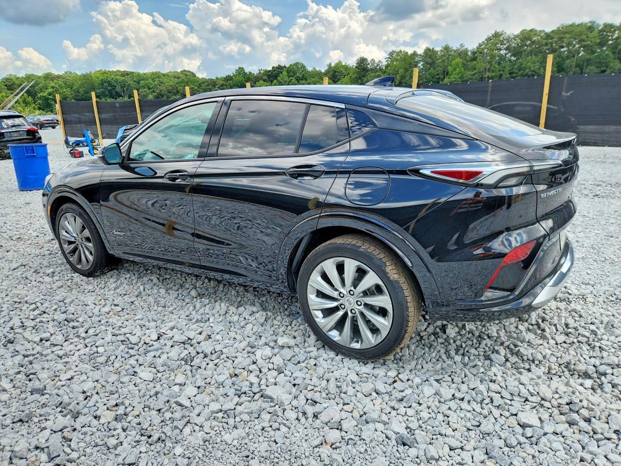 2024 Buick Envista Avenir - Image 2