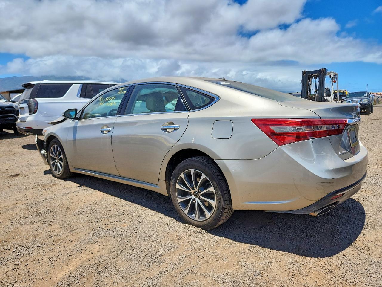 2018 Toyota Avalon Xle - Фото 2