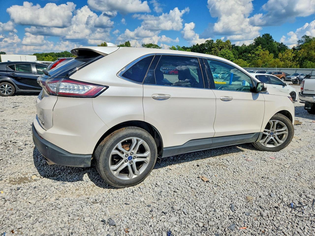 2018 Ford Edge Titanium - Фото 3