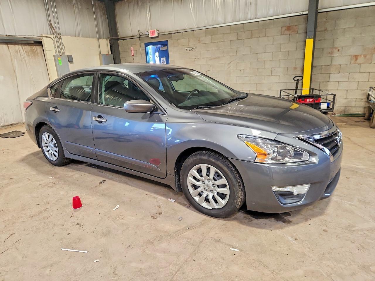2015 Nissan Altima 2.5 S - Фото 4