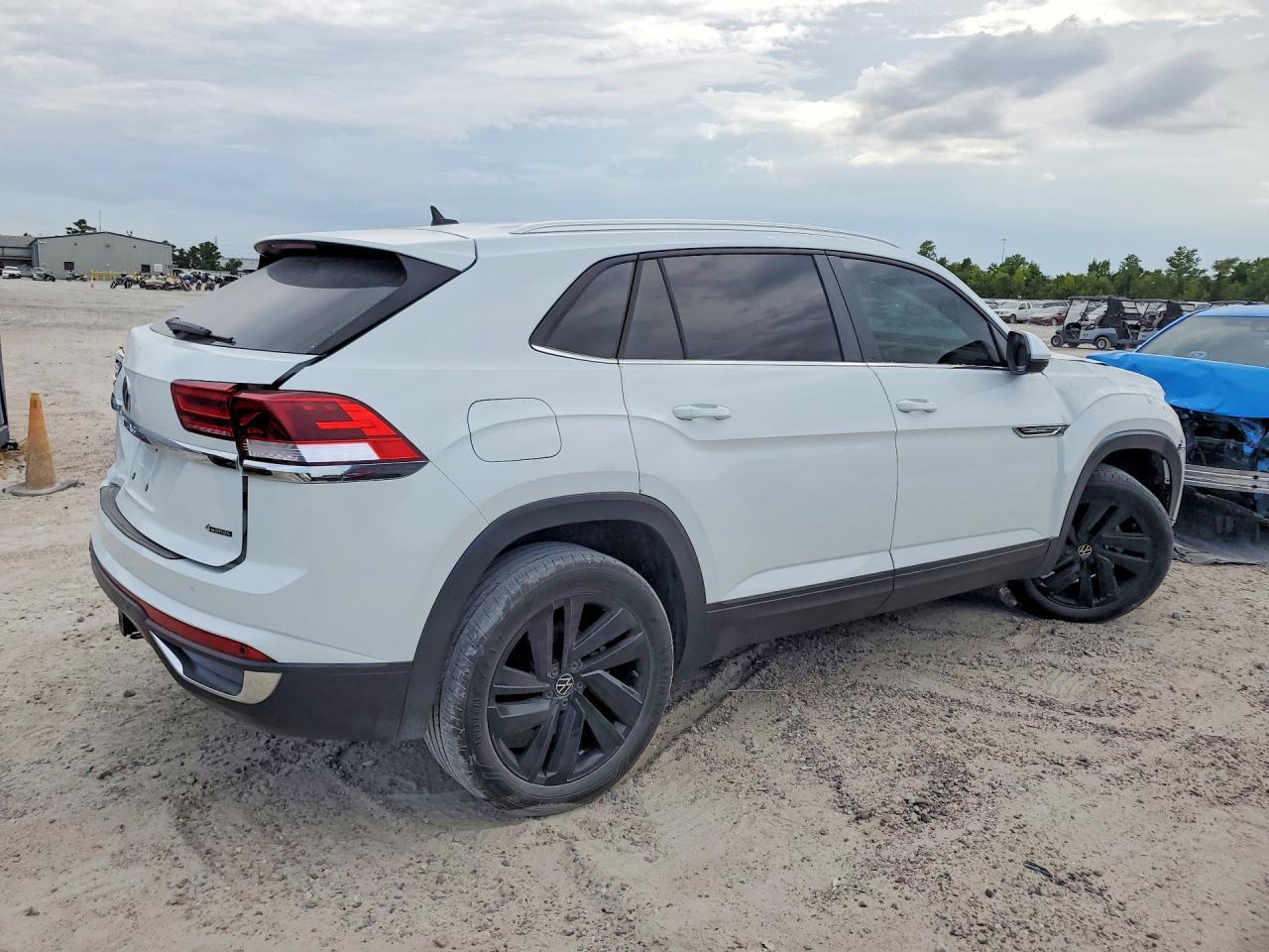 2023 Volkswagen Atlas Cross Sport Se - Фото 3