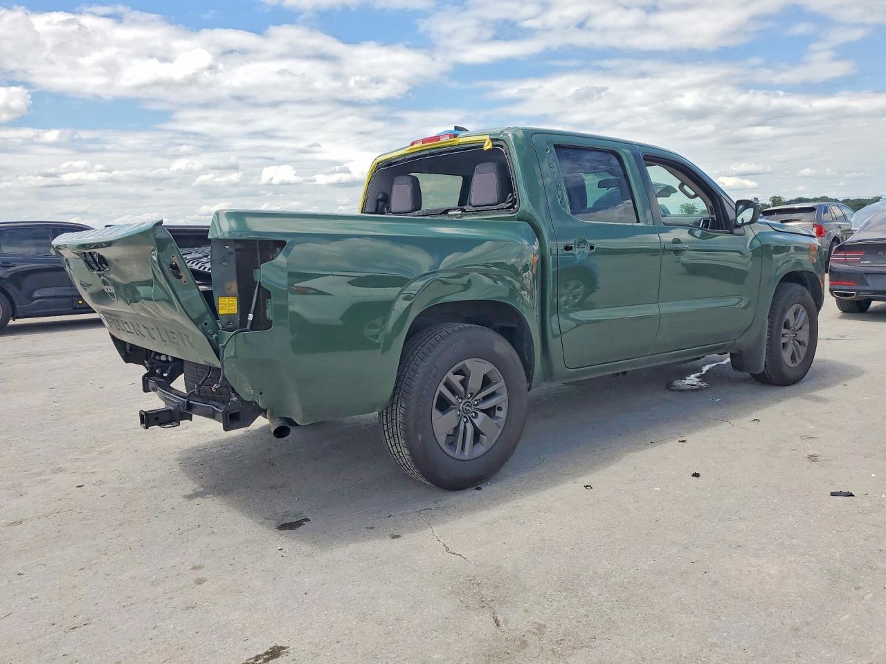 2026 Nissan Frontier Sv - Image 3