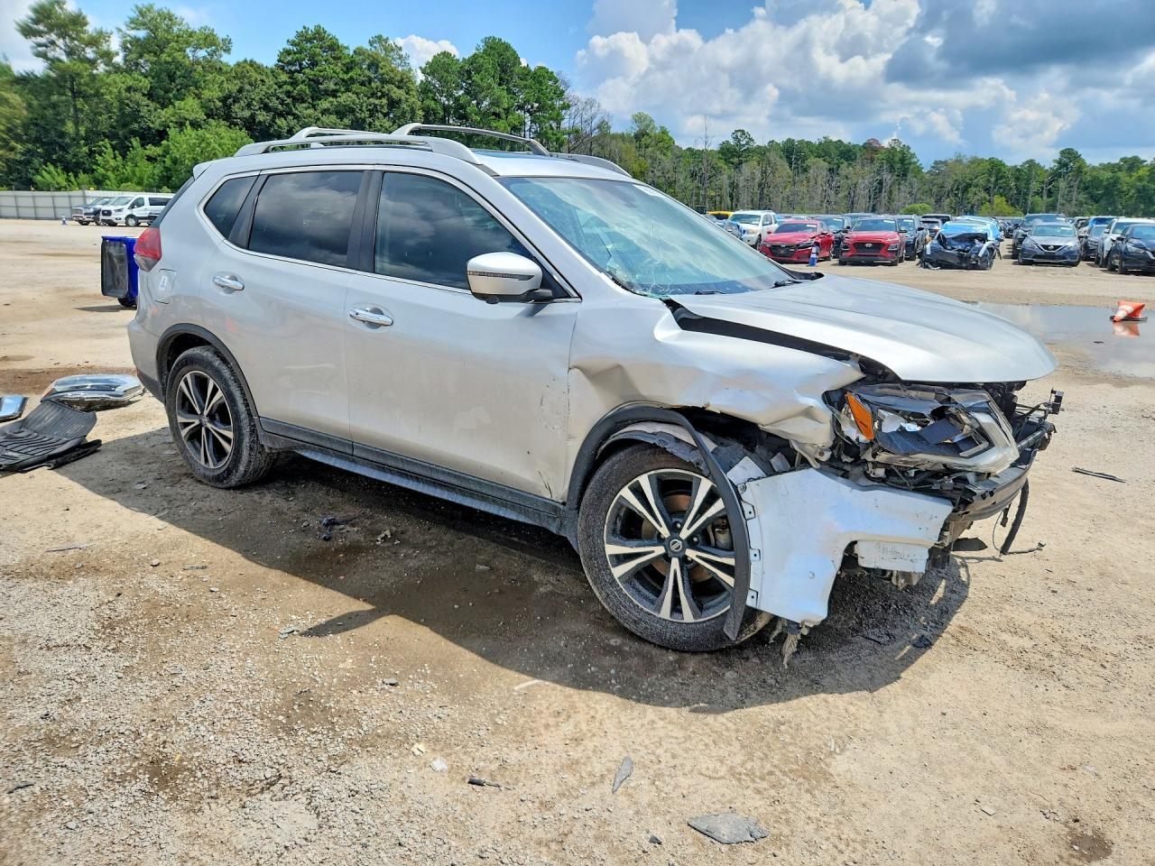 2020 Nissan Rogue Sv - Фото 4