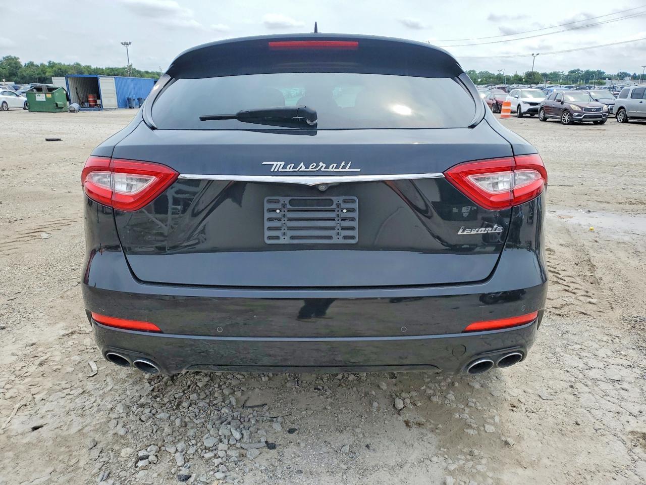 2017 Maserati Levante - Image 6