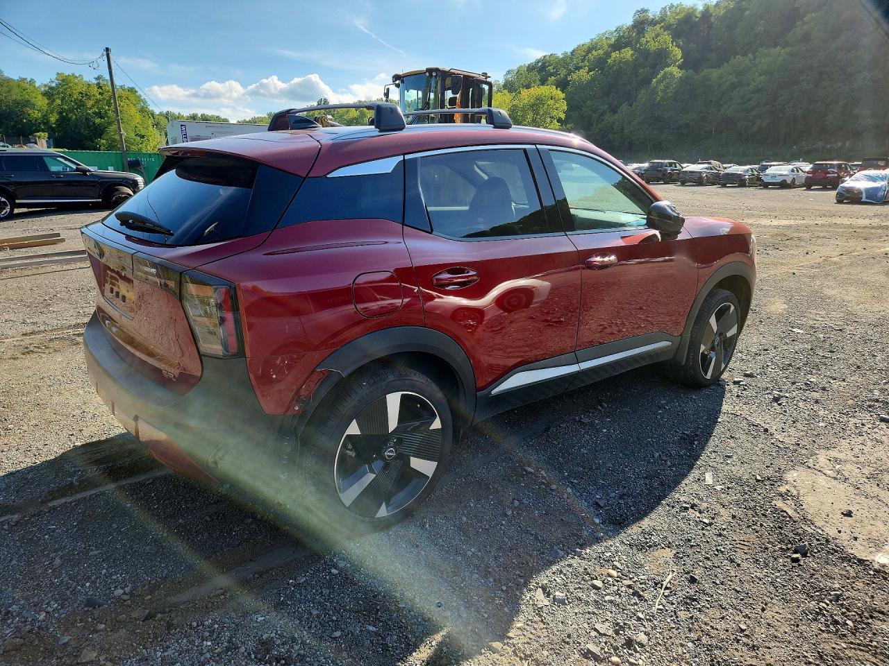 2026 Nissan Kicks Sr - Image 3