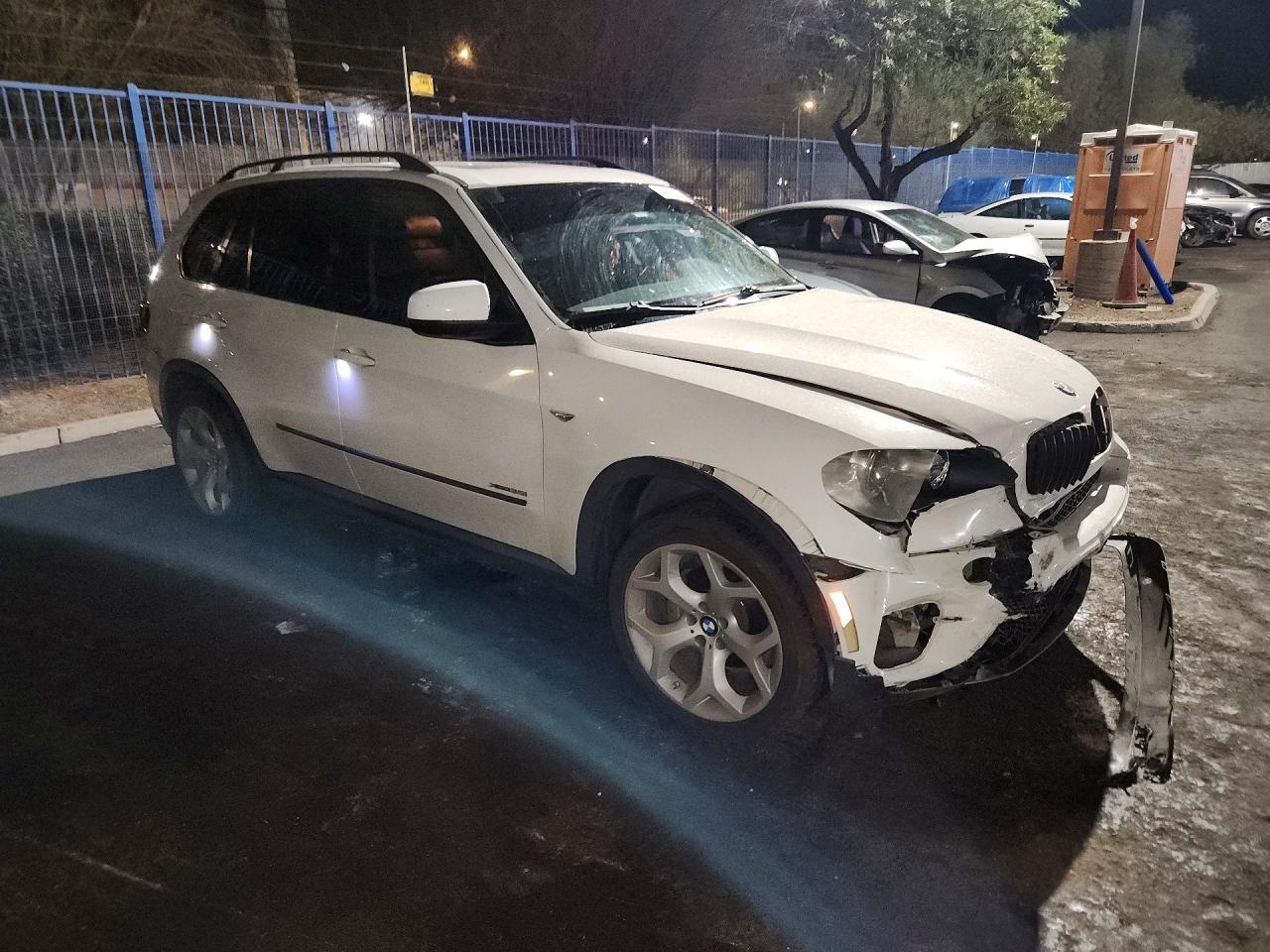 2011 BMW X5 xDrive35I - Фото 4