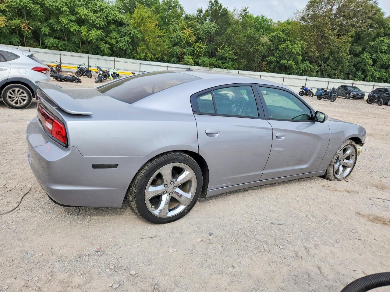 2013 Dodge Charger Sxt - Фото 3