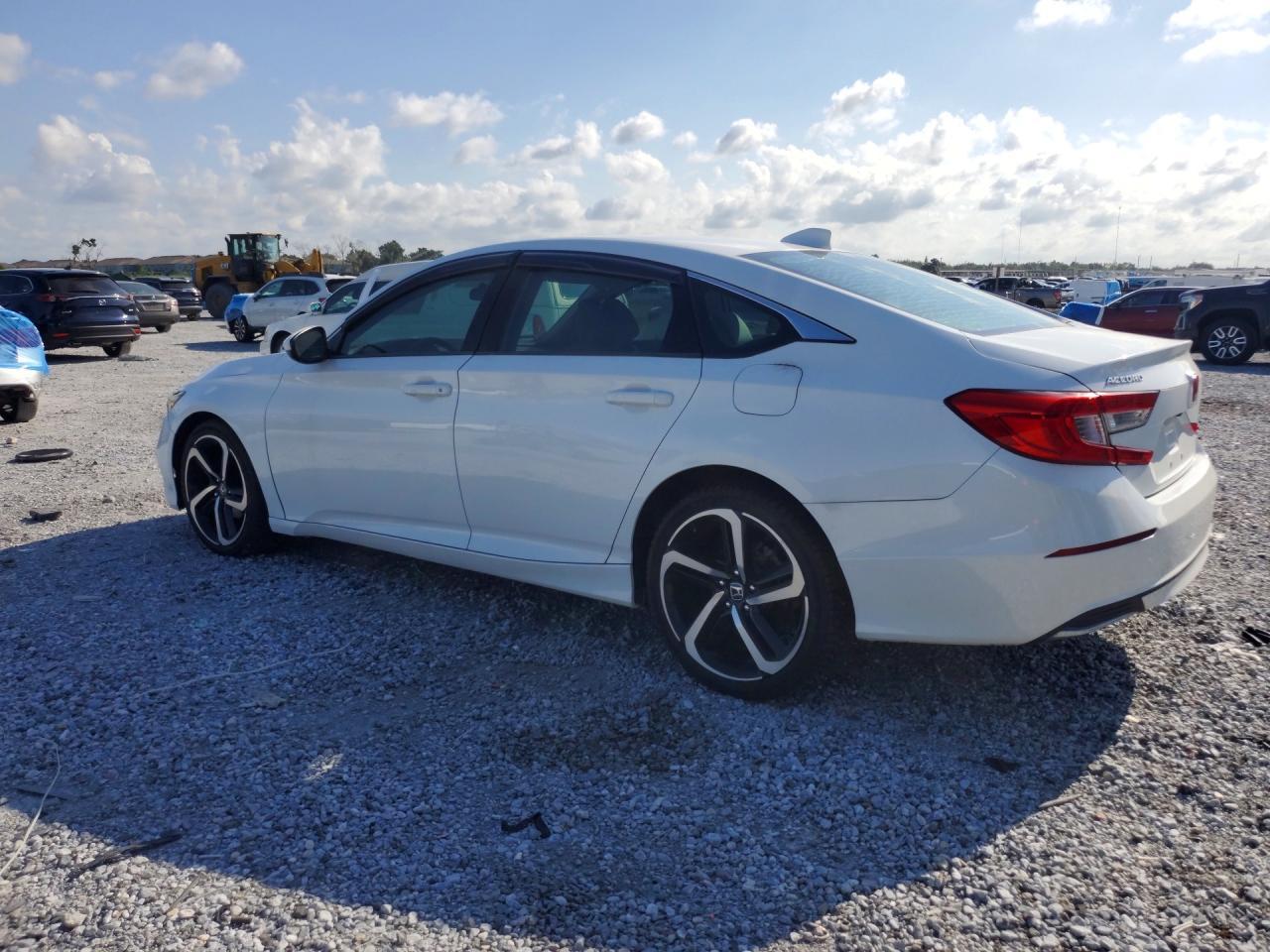 2019 Honda Accord Lx - Фото 2