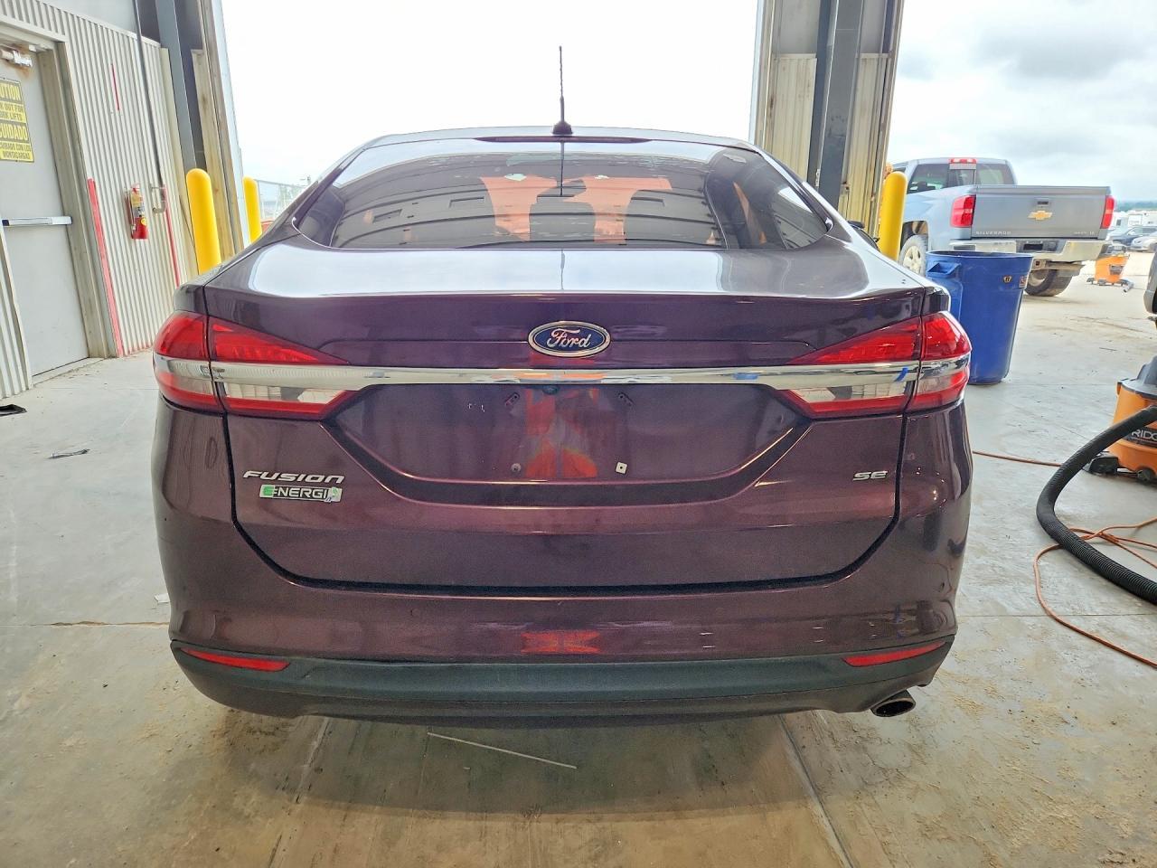2017 Ford Fusion Se Phev - Фото 6