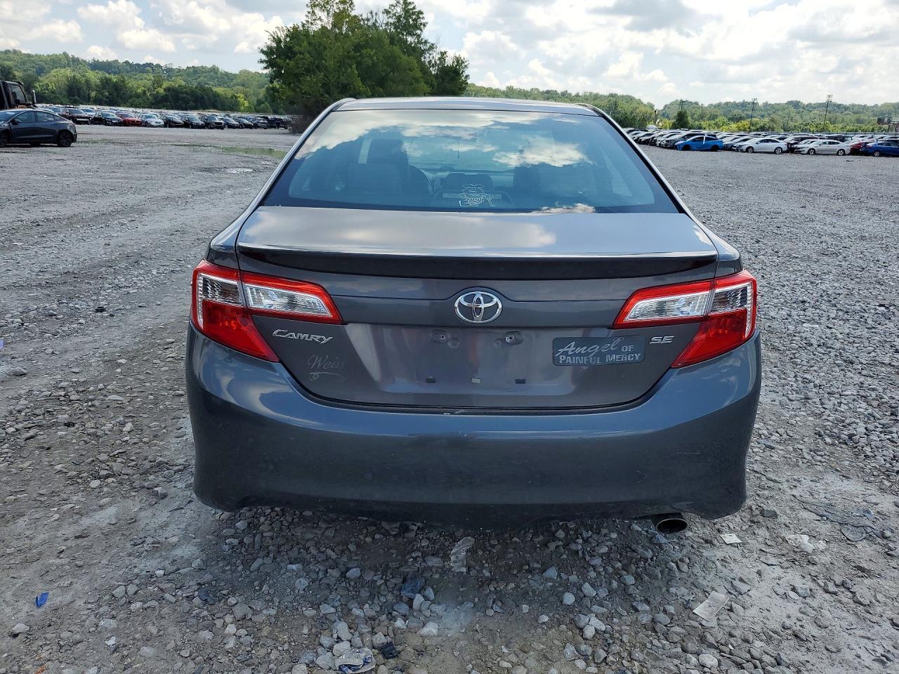 2013 Toyota Camry Se - Image 6