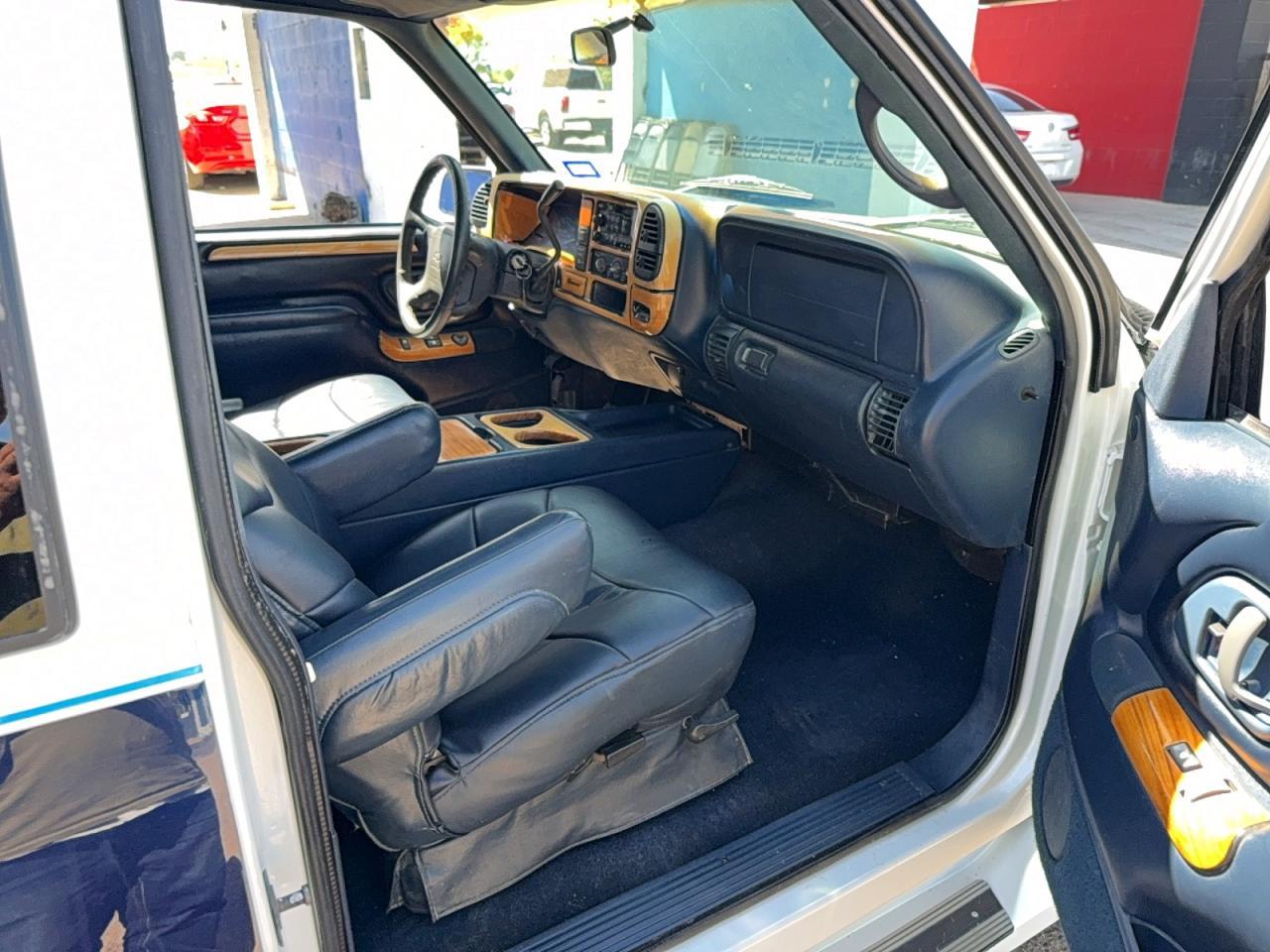 1997 Chevrolet Gmt-400 C1500 - Фото 5