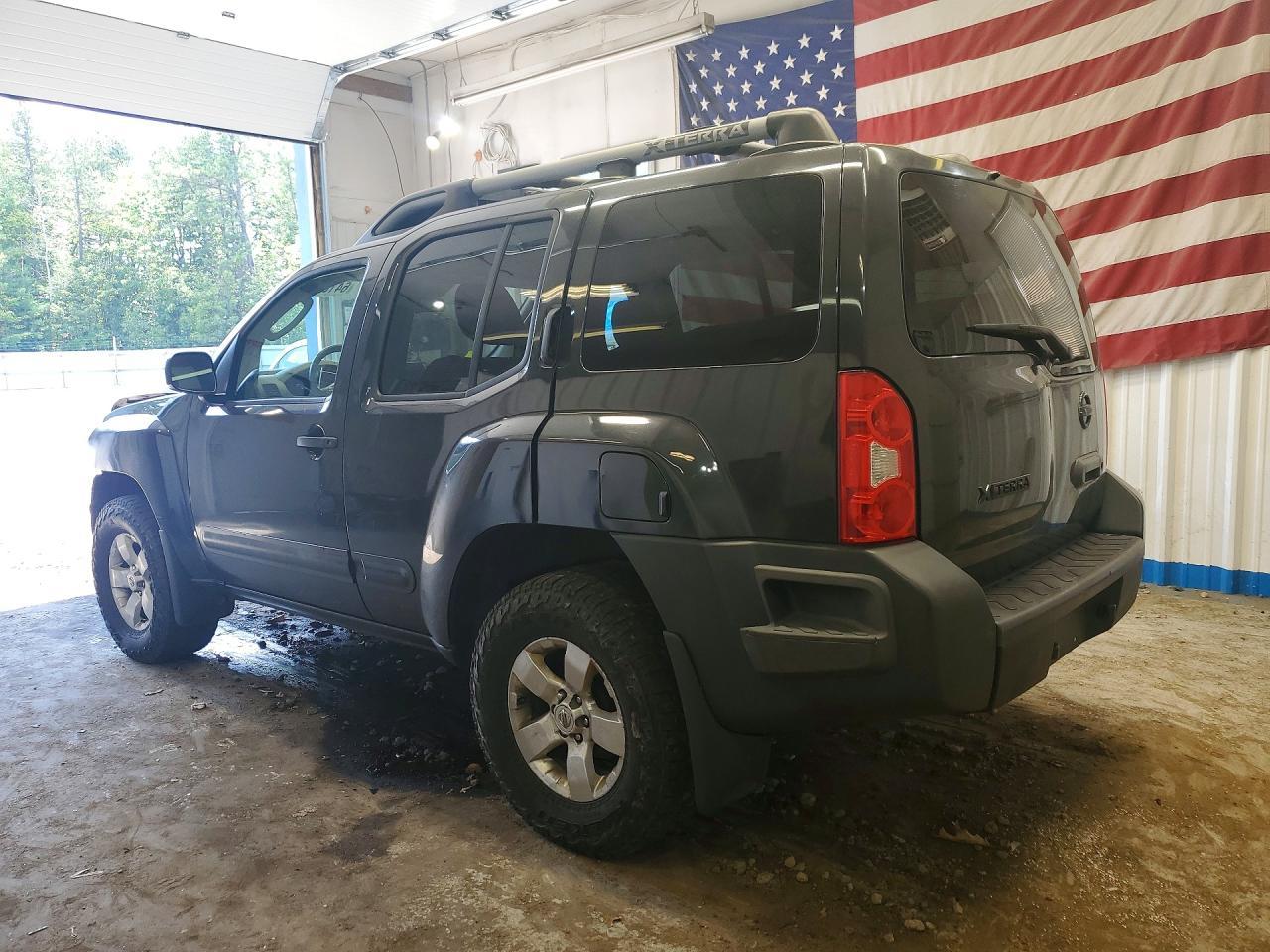 2012 Nissan Xterra X - Image 2