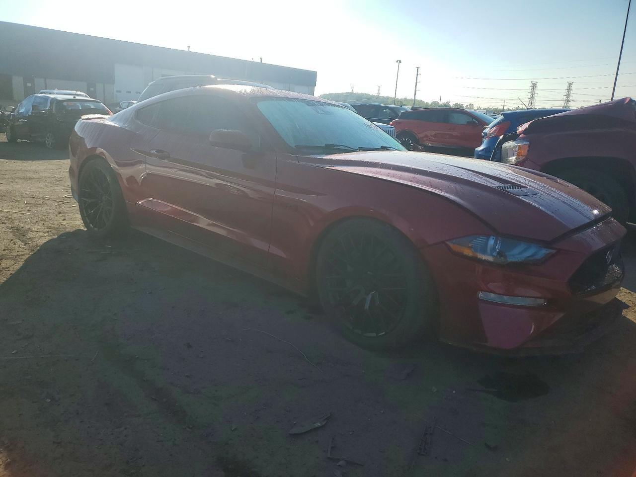 2021 Ford Mustang Gt - Фото 4