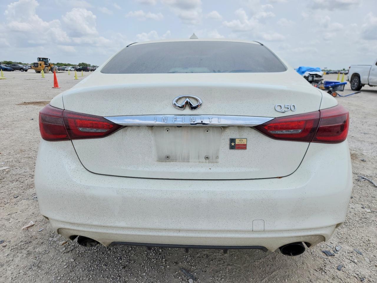 2018 Infiniti Q50 3.0T Luxe - Фото 6