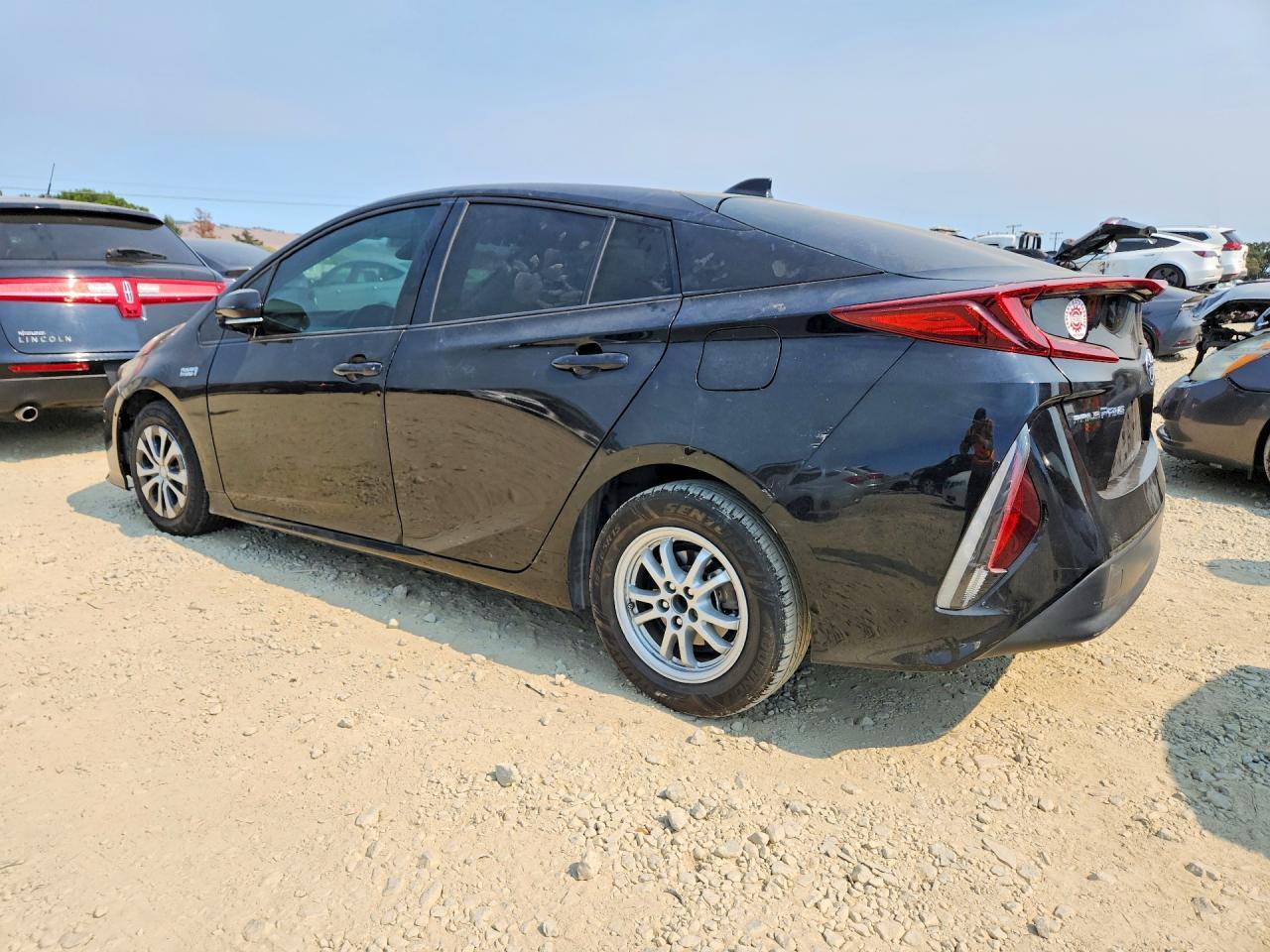 2020 Toyota Prius Prime Le - Фото 2