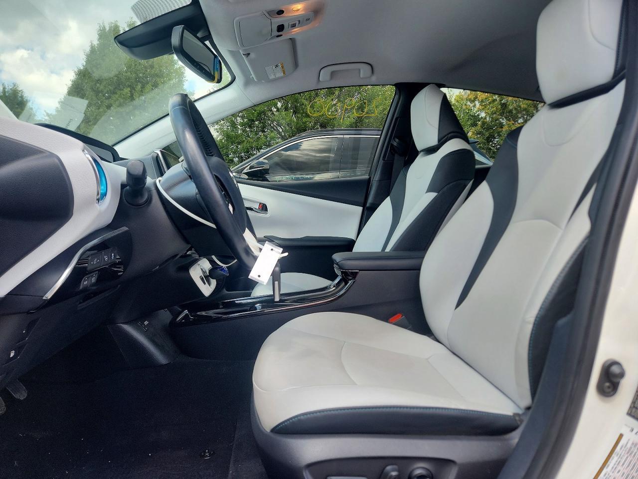 2018 Toyota Prius Prime Advanced - Image 7