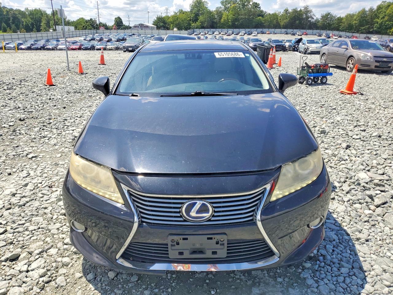 2013 Lexus Es 300H - Фото 5
