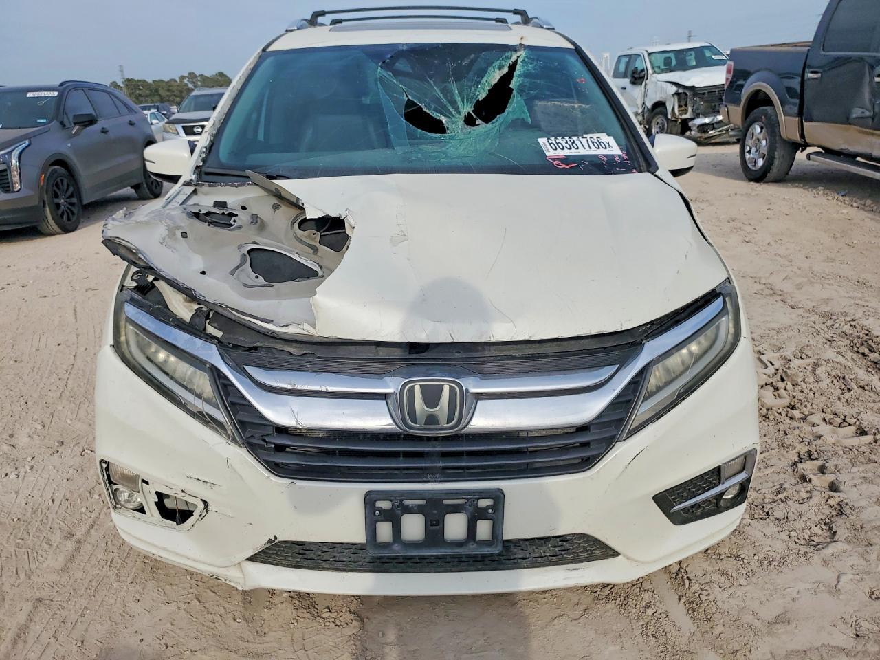 2018 Honda Odyssey Elite - Image 5
