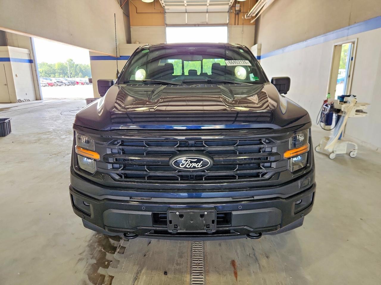 2024 Ford F150 Xlt - Фото 5
