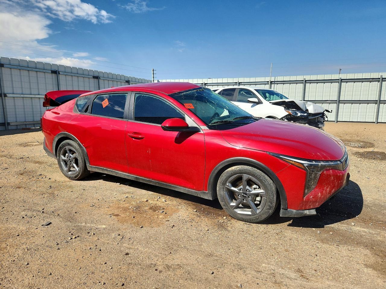 2025 Kia K4 Lxs - Image 4