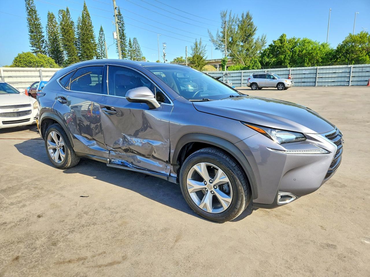 2017 Lexus Nx 200T Base - Фото 4