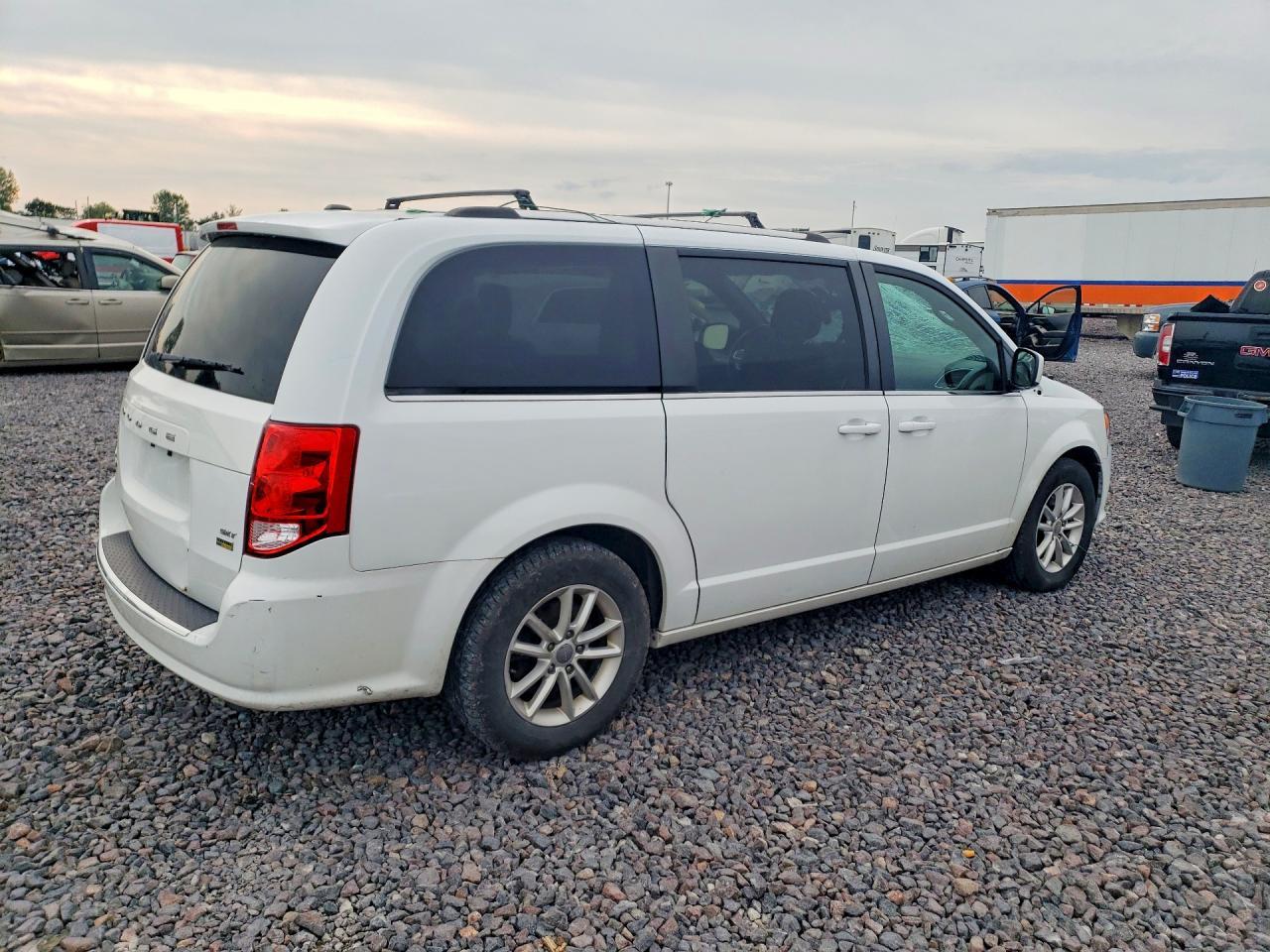 2018 Dodge Grand Caravan Sxt - Фото 3