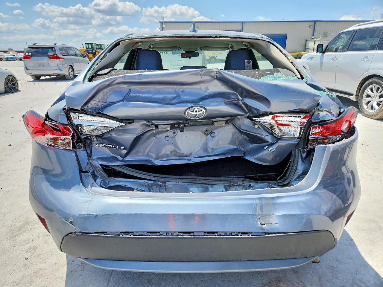 2021 Toyota Corolla Le - Фото 6