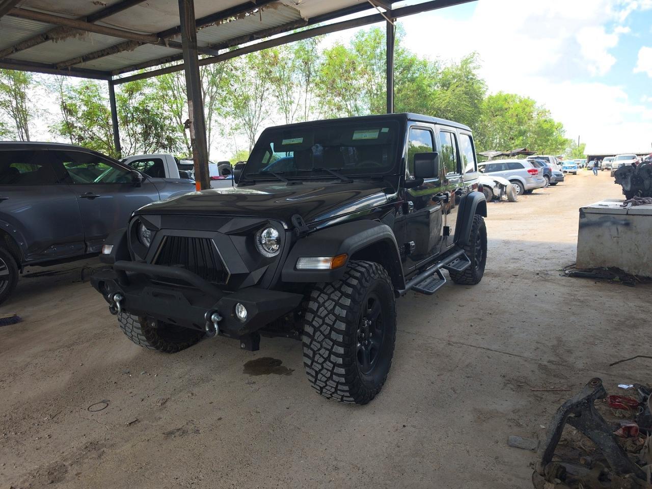 2022 Jeep Wrangler Unlimited Sport - Фото 2