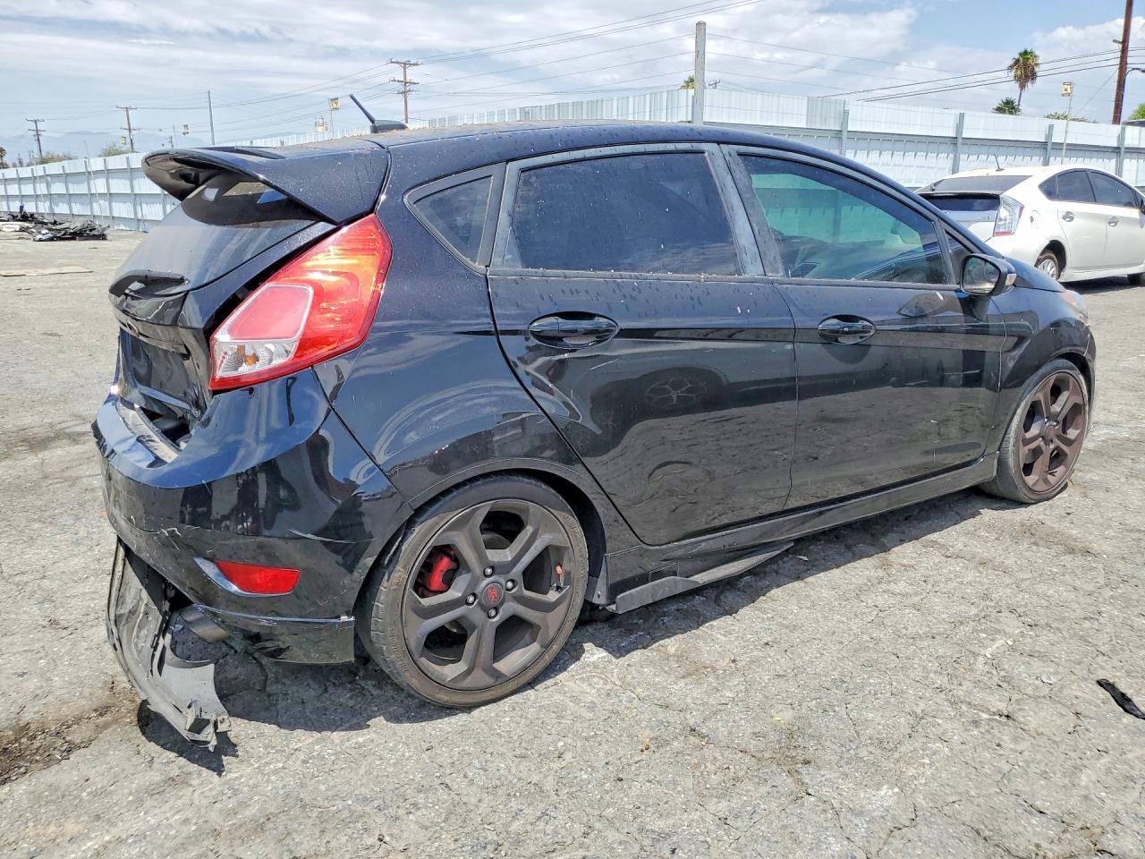 2017 Ford Fiesta - Фото 3