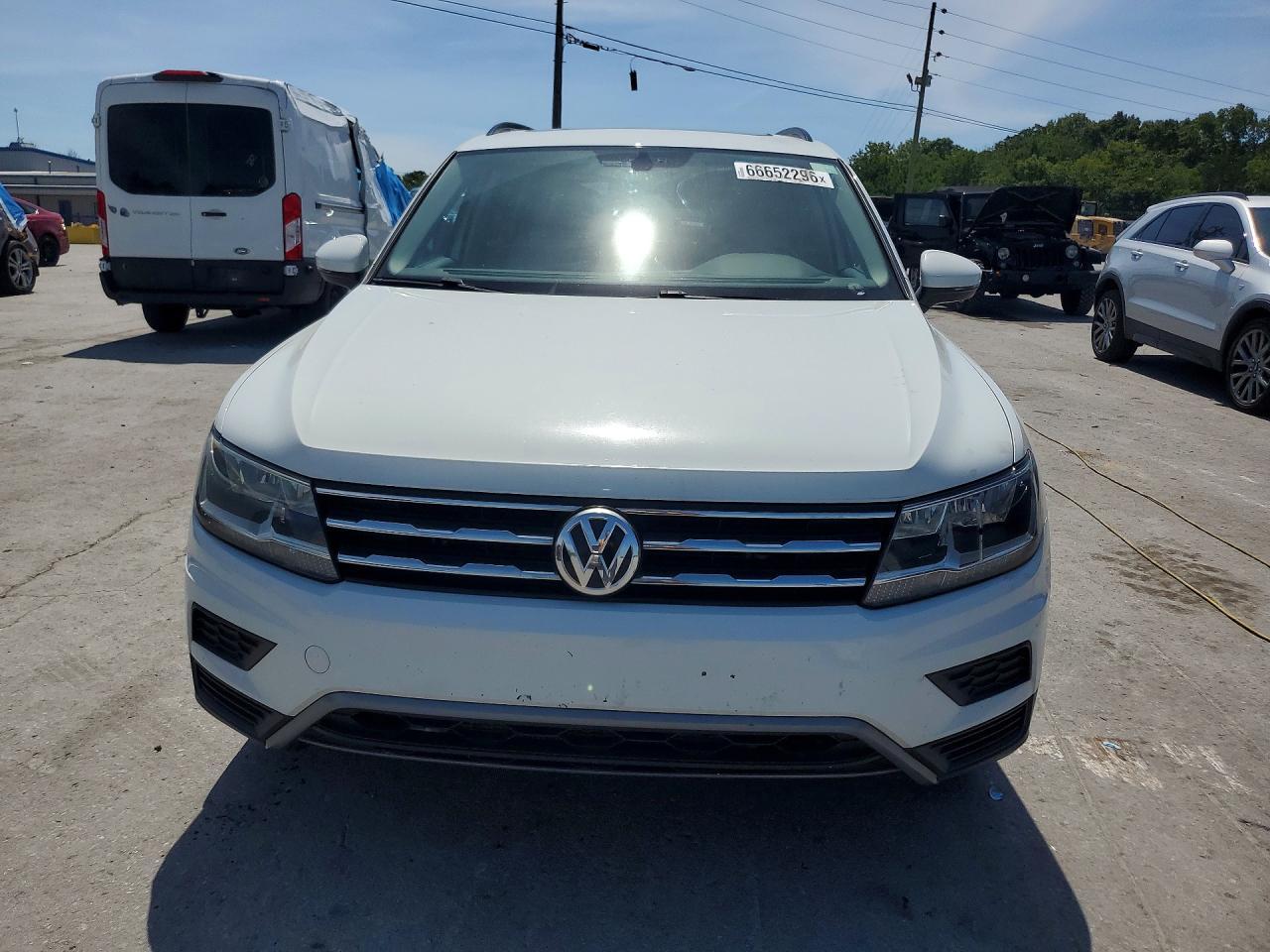 2018 Volkswagen Tiguan Se - Image 5