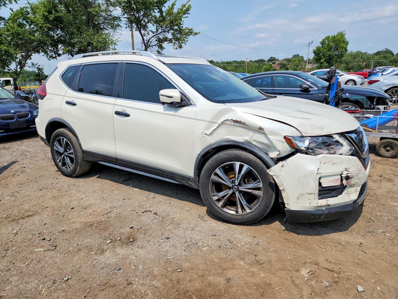 2019 Nissan Rogue Sv - Image 4